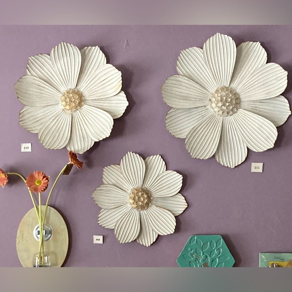 Set of 3 Large Cream and Gold Dimensional Metal Wall Flowers